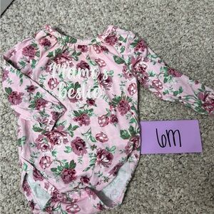 ❤️NWOT Baby Essentials Infant Pink Floral Long Sleeve Onesie, Mama’s Bestie, 6M